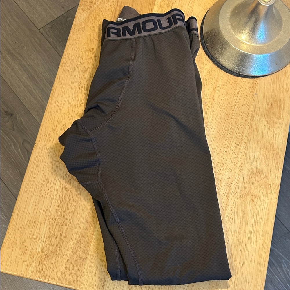 Under Armour Dark Gray Cold Gear thermal pants